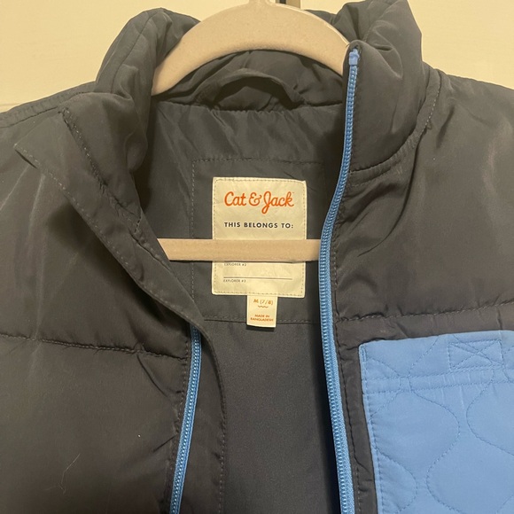 Cat & Jack Winter Vest, Size 7/8 - Picture 2 of 5